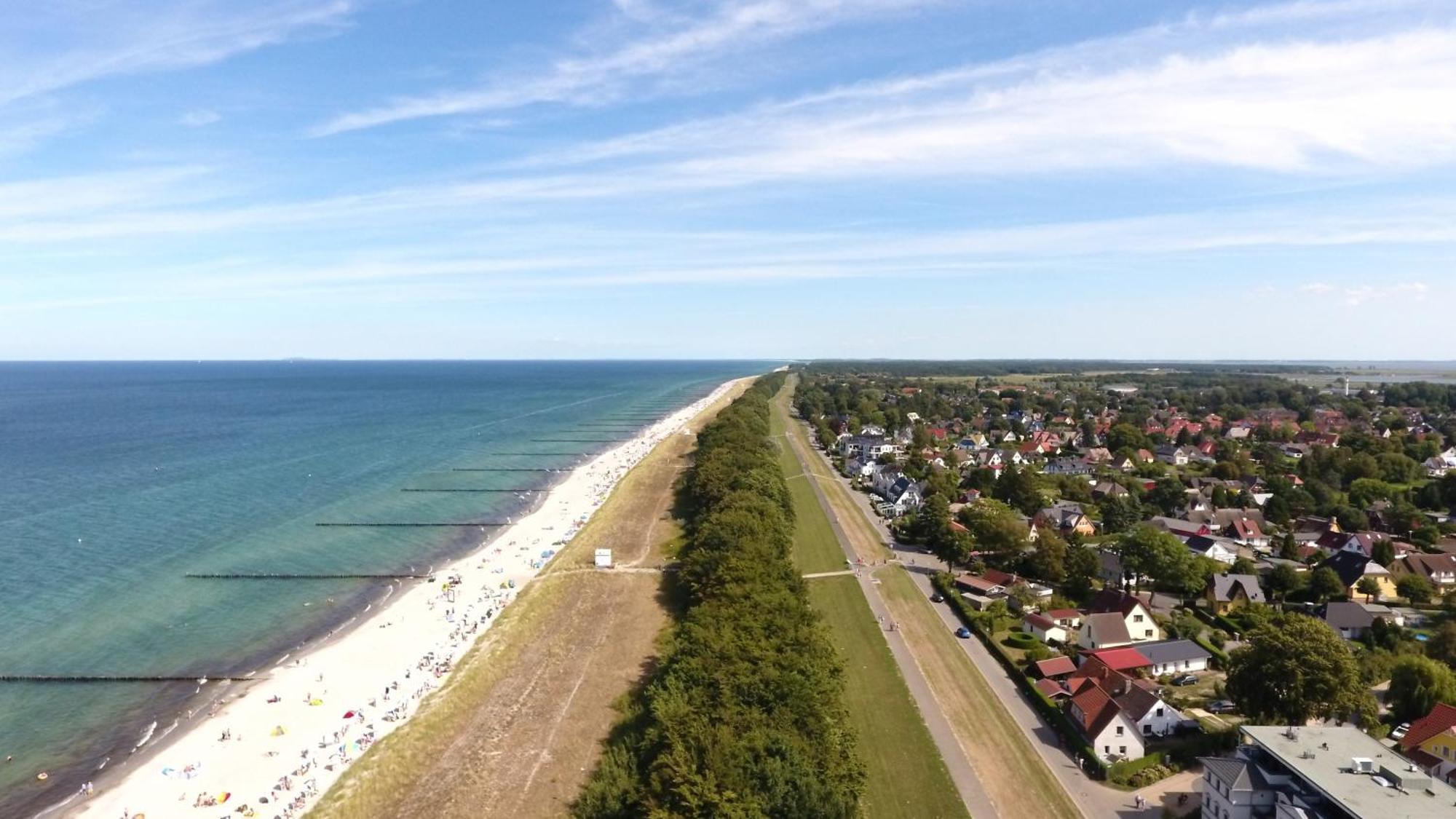 Beachbreak Цингст Екстериор снимка